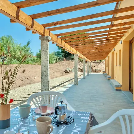 Isa - Lofts With Private Outdoor Area And Swimming-pool In 3*