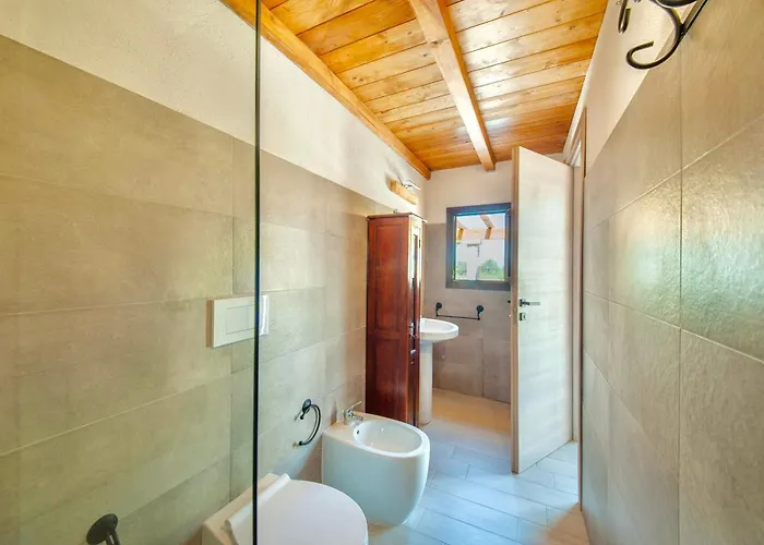 Isa - Lofts With Private Outdoor Area And Swimming-pool In Hotel apartamentowy Badesi