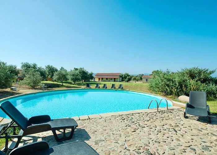 Isa - Lofts With Private Outdoor Area And Swimming-pool In Hotel apartamentowy