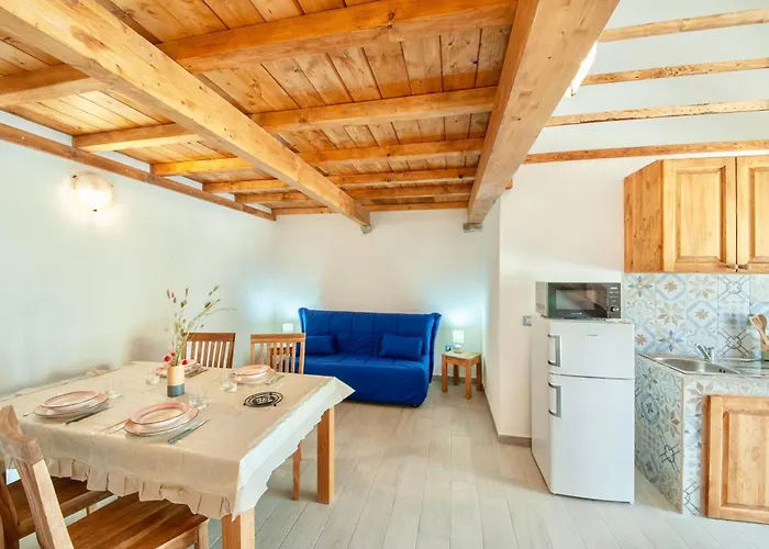 公寓式酒店 Isa - Lofts With Private Outdoor Area And Swimming-pool In